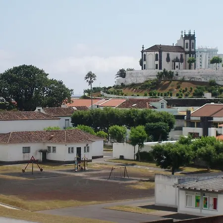 Apartment T3 In Downtown With Sea View Ponta Delgada  Room photo